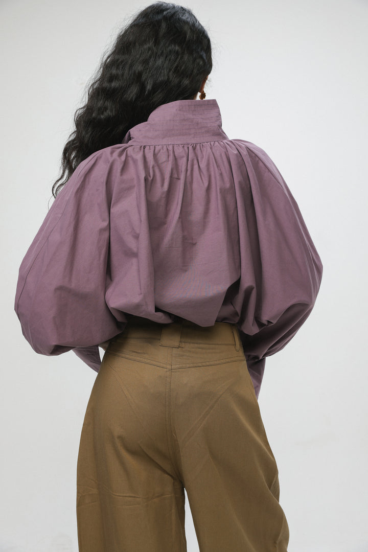 Volume Plum Balloon Blouse