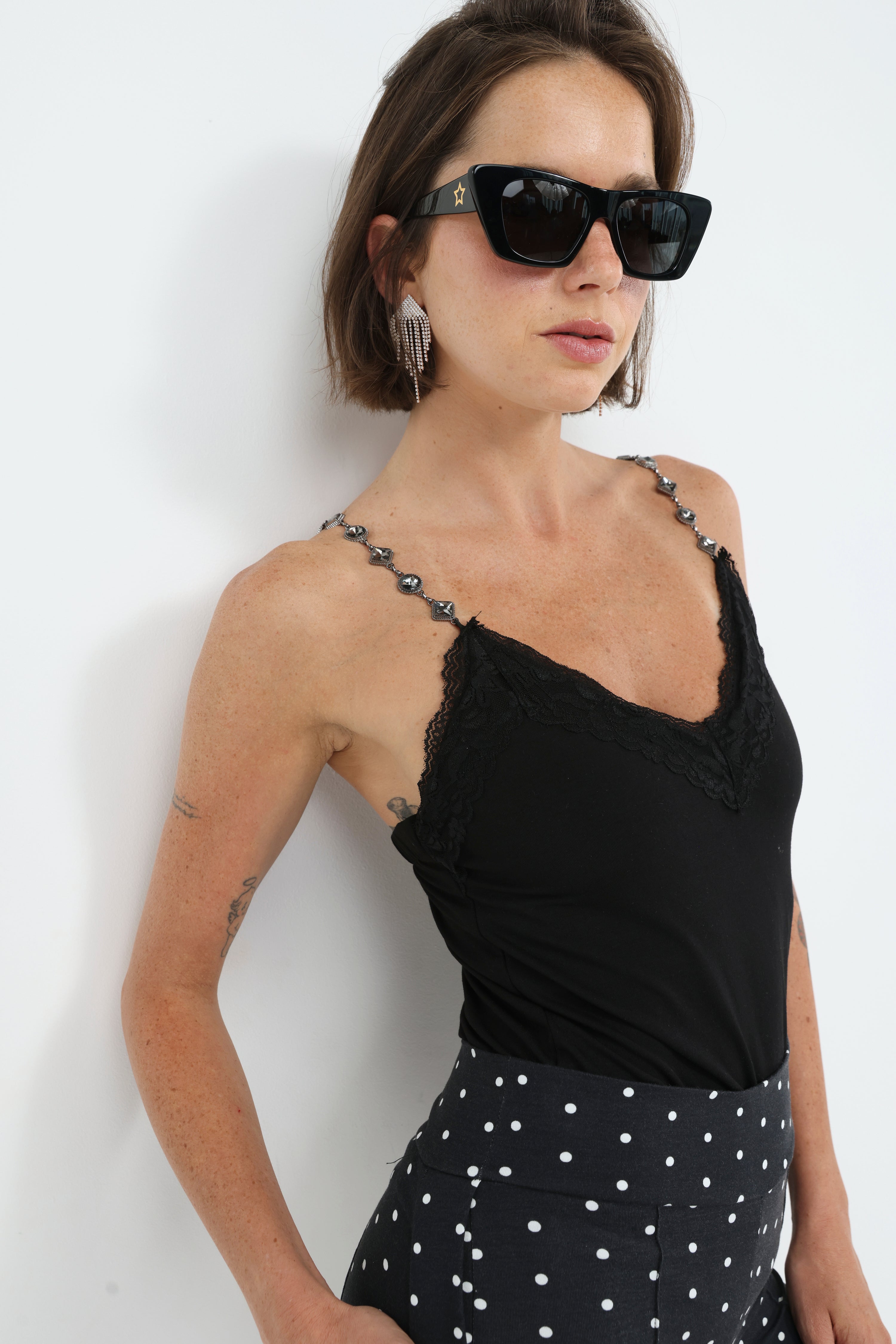 Rare Black Tank – SEESTARZ