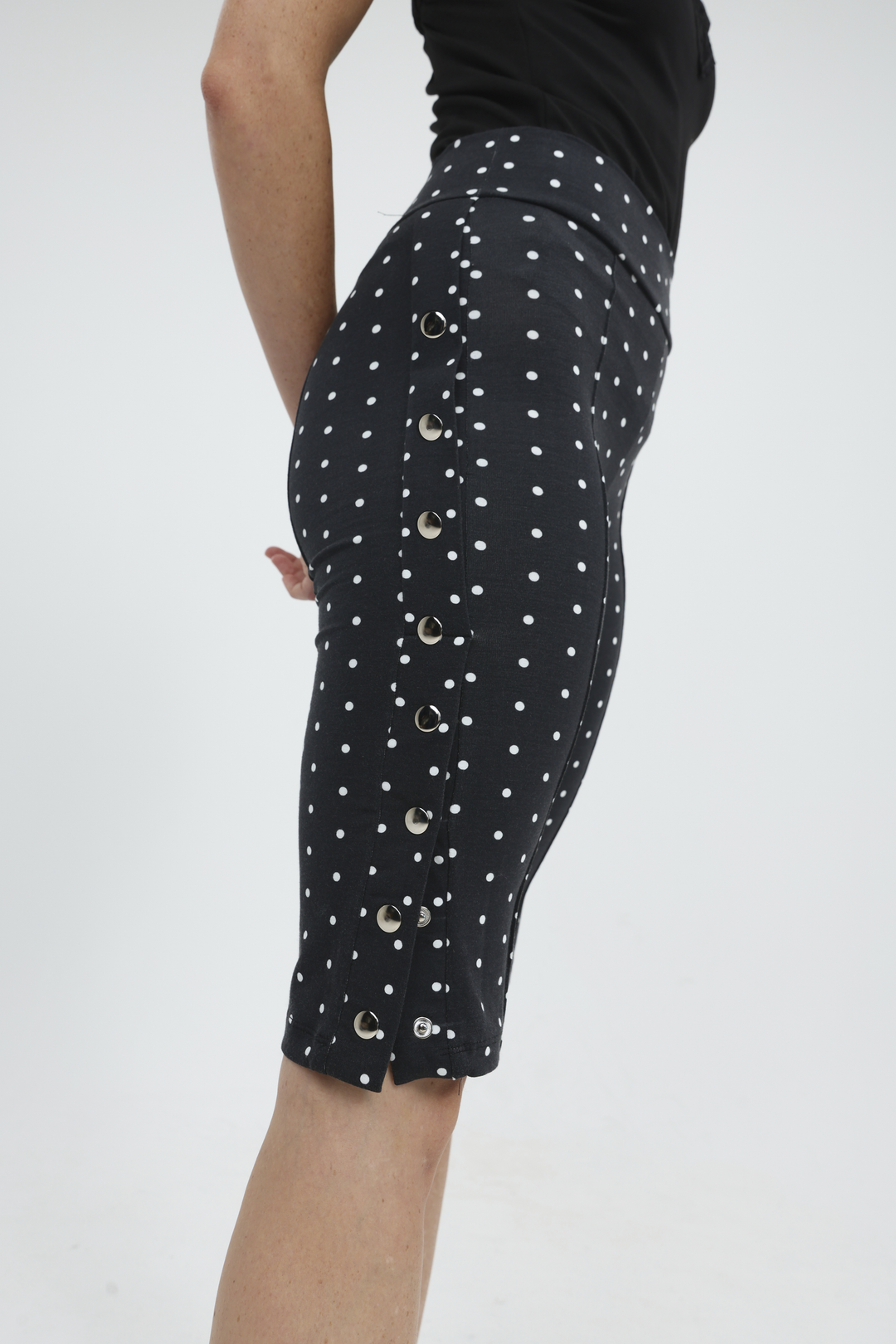 Snaps Black Dots Leggings