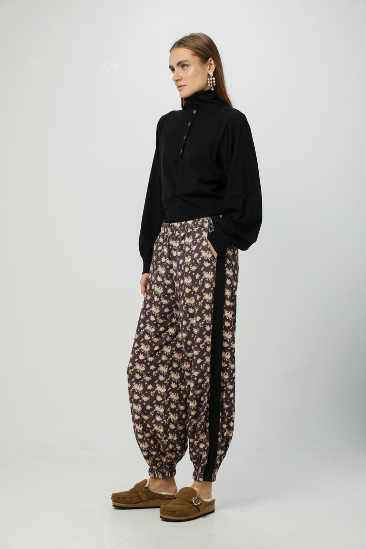 Rashi Floral Joggers