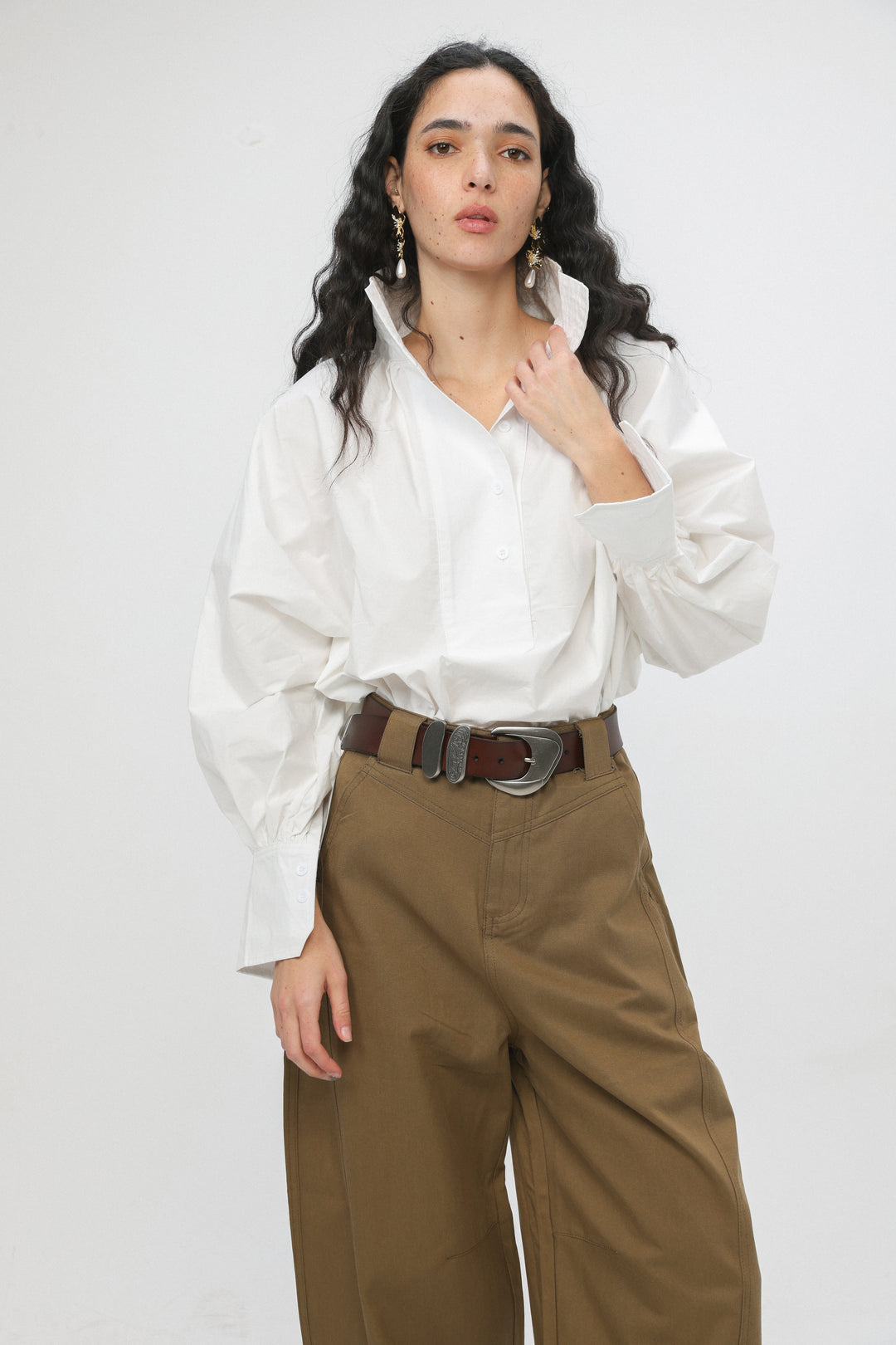 Volume White Balloon Blouse