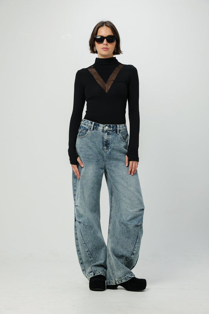 Minimal Black Shirt
