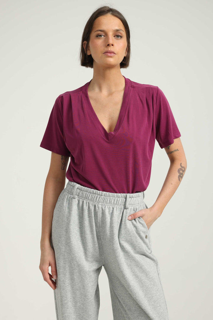 Just V Dark Pink T-Shirt