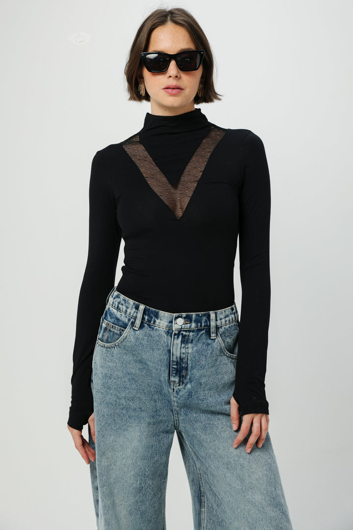 Minimal Black Shirt