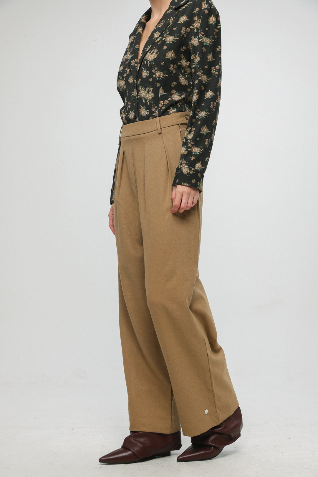 Adjust Camel Bottoms