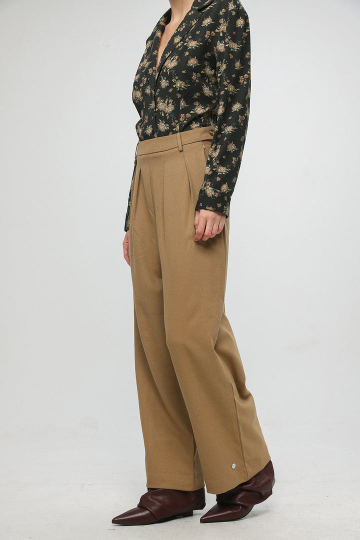 Adjust Camel Bottoms