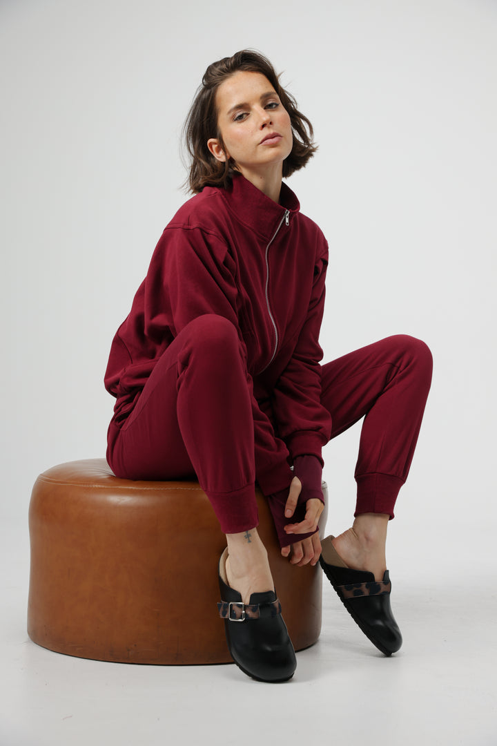 נעלי כפכפים שחורים לנשים Black Leather Buckle Clogs