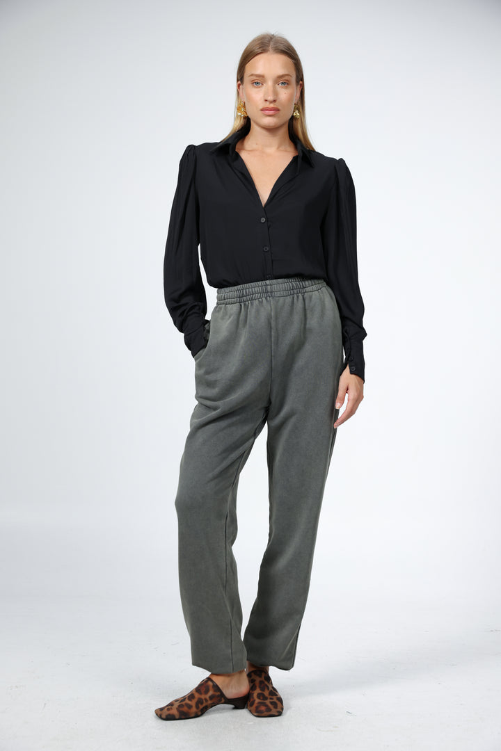 Black Buttoned Shirt