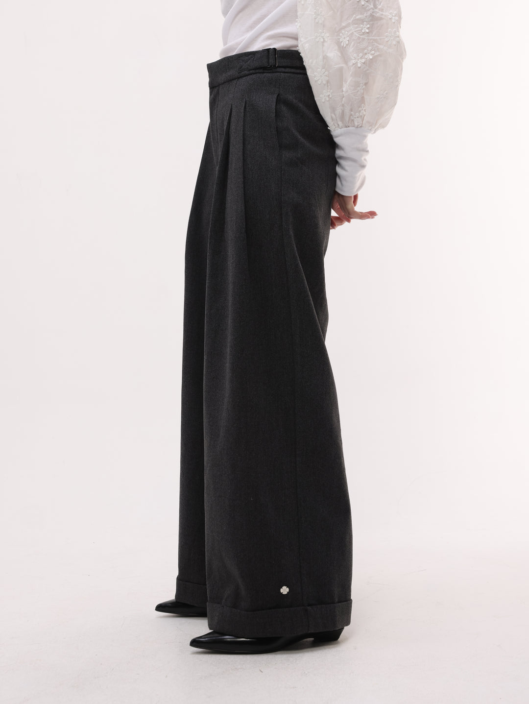 Directive Grey Bottoms