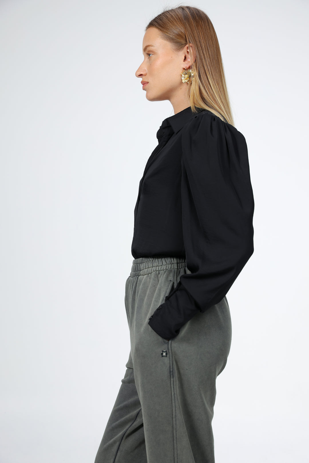 Black Buttoned Shirt