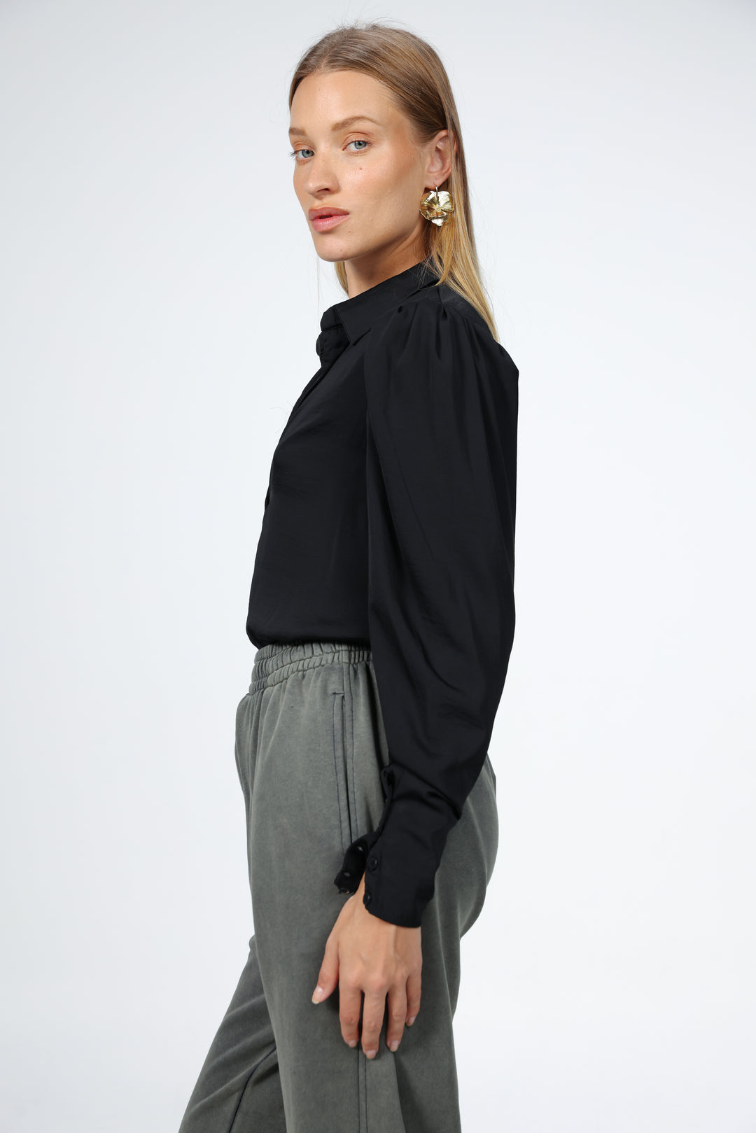 Black Buttoned Shirt