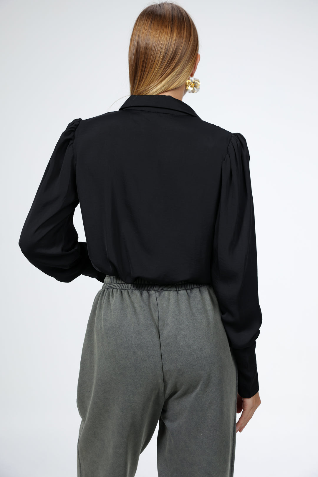 Black Buttoned Shirt
