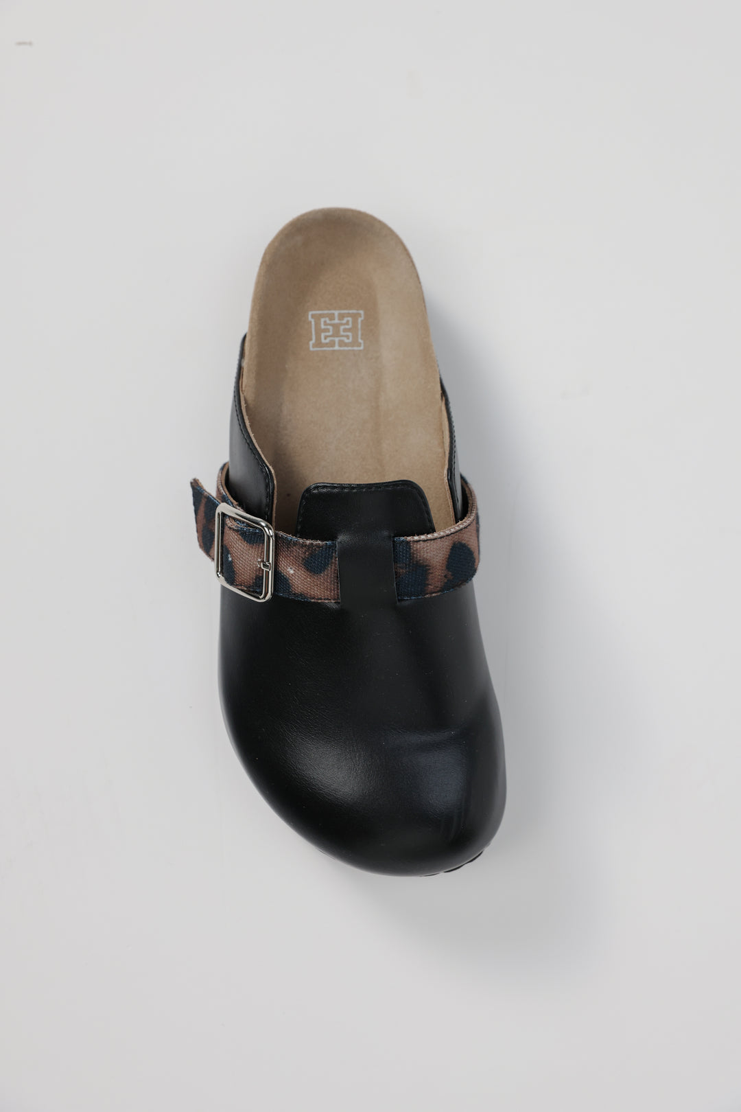 כפכף עור שחור Black Leather Buckle Clogs