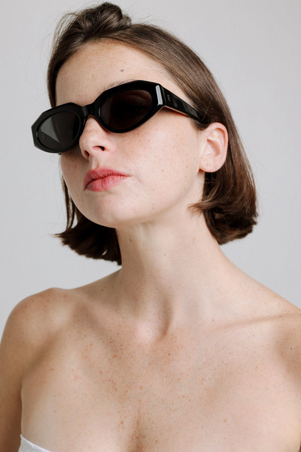 משקפי שמש שחורים לנשים No.2 Black Sunglasses