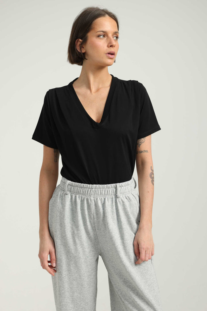 Just V Black T-Shirt