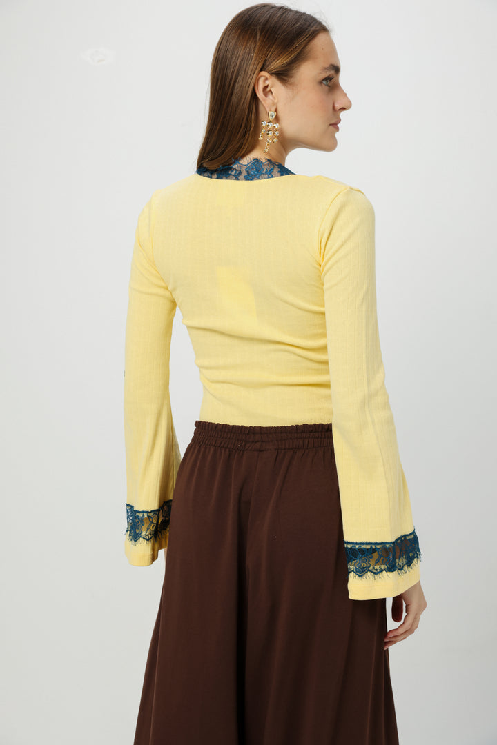 Winterlight Yellow Shirt