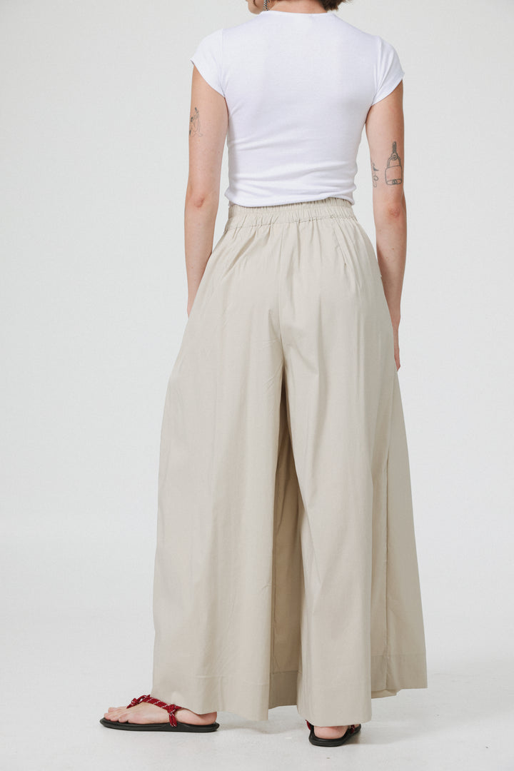Typing Beige Wide Bottoms