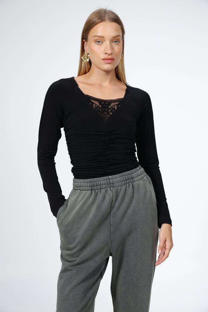 未使用 Seea Nazare Body Suit XS Black Seea Nazare Surf Bodysuit At Free People In Black, Size