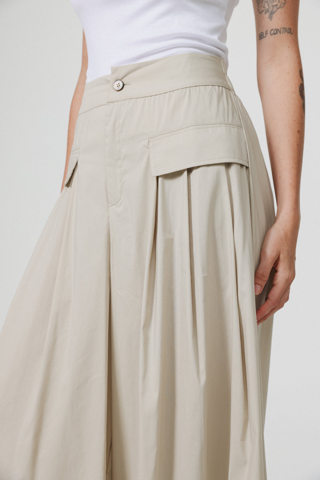 Typing Beige Wide Bottoms
