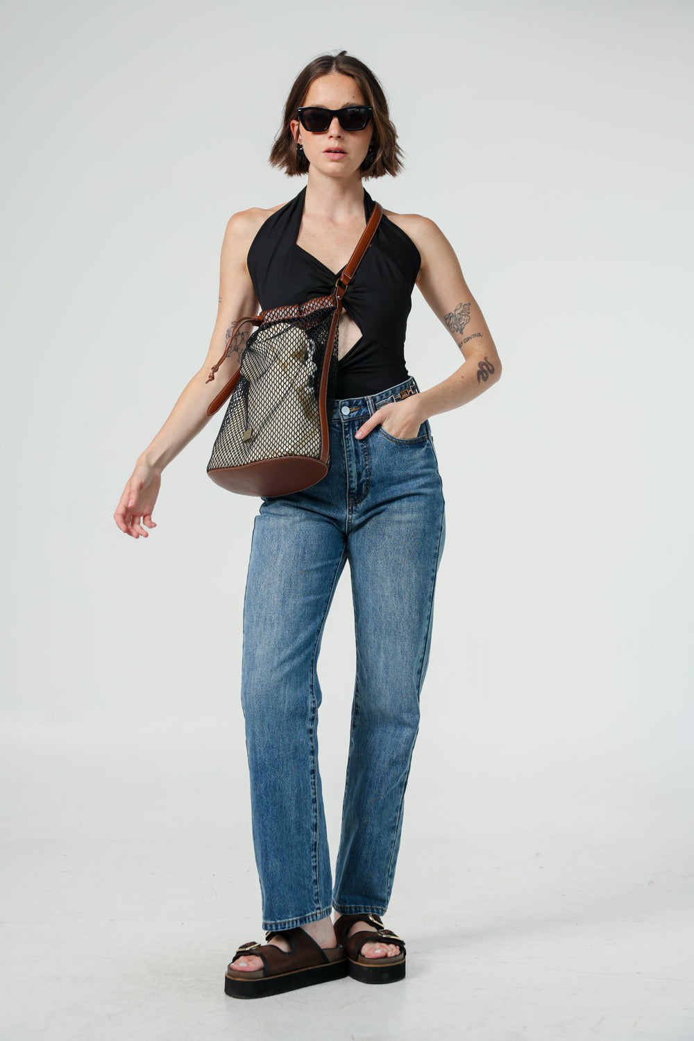 תיק דלי לנשים דגם Black/Cream Net Bucket Bag 
