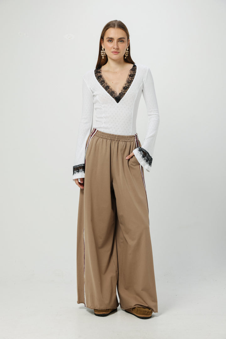 Winterlight White/Black Shirt