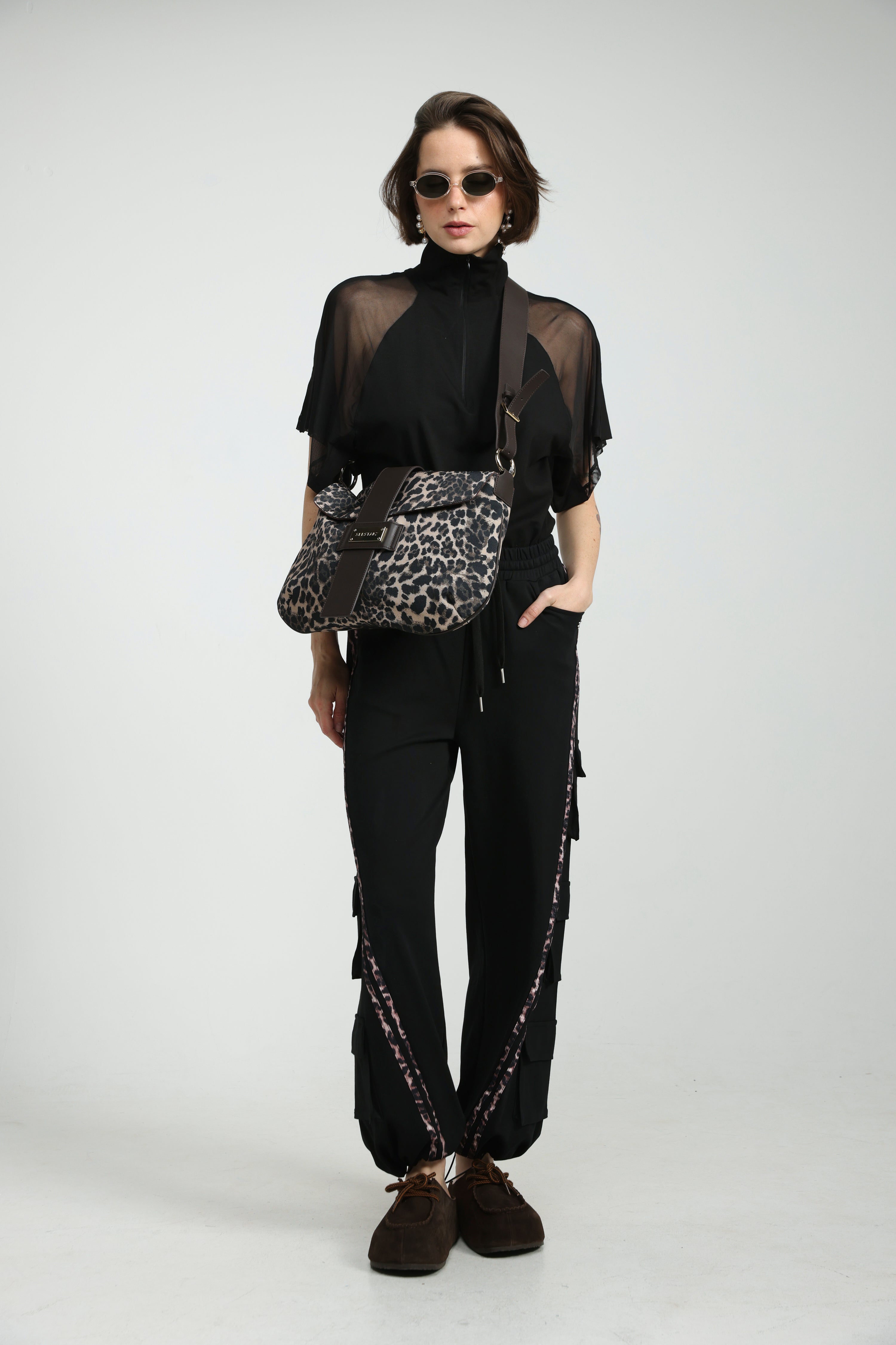 תיק צד מנומר Art Leopard Bag – SEESTARZ