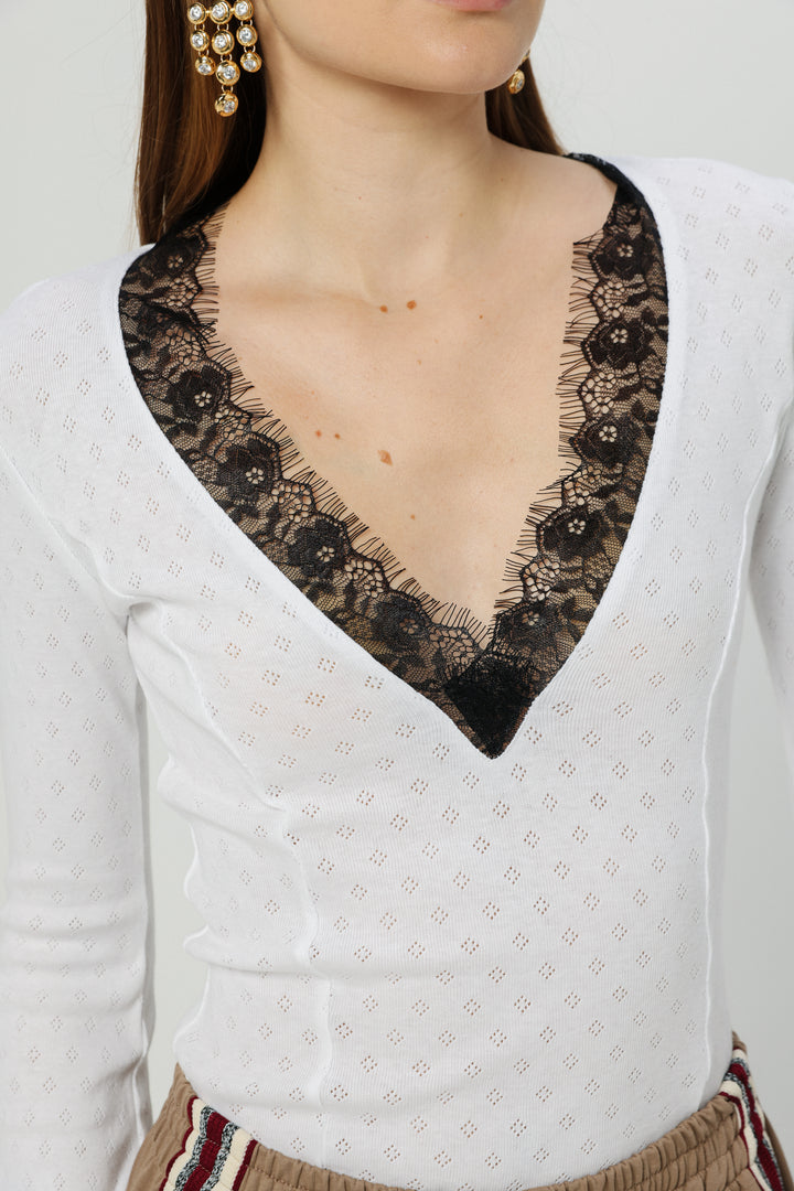 Winterlight White/Black Shirt