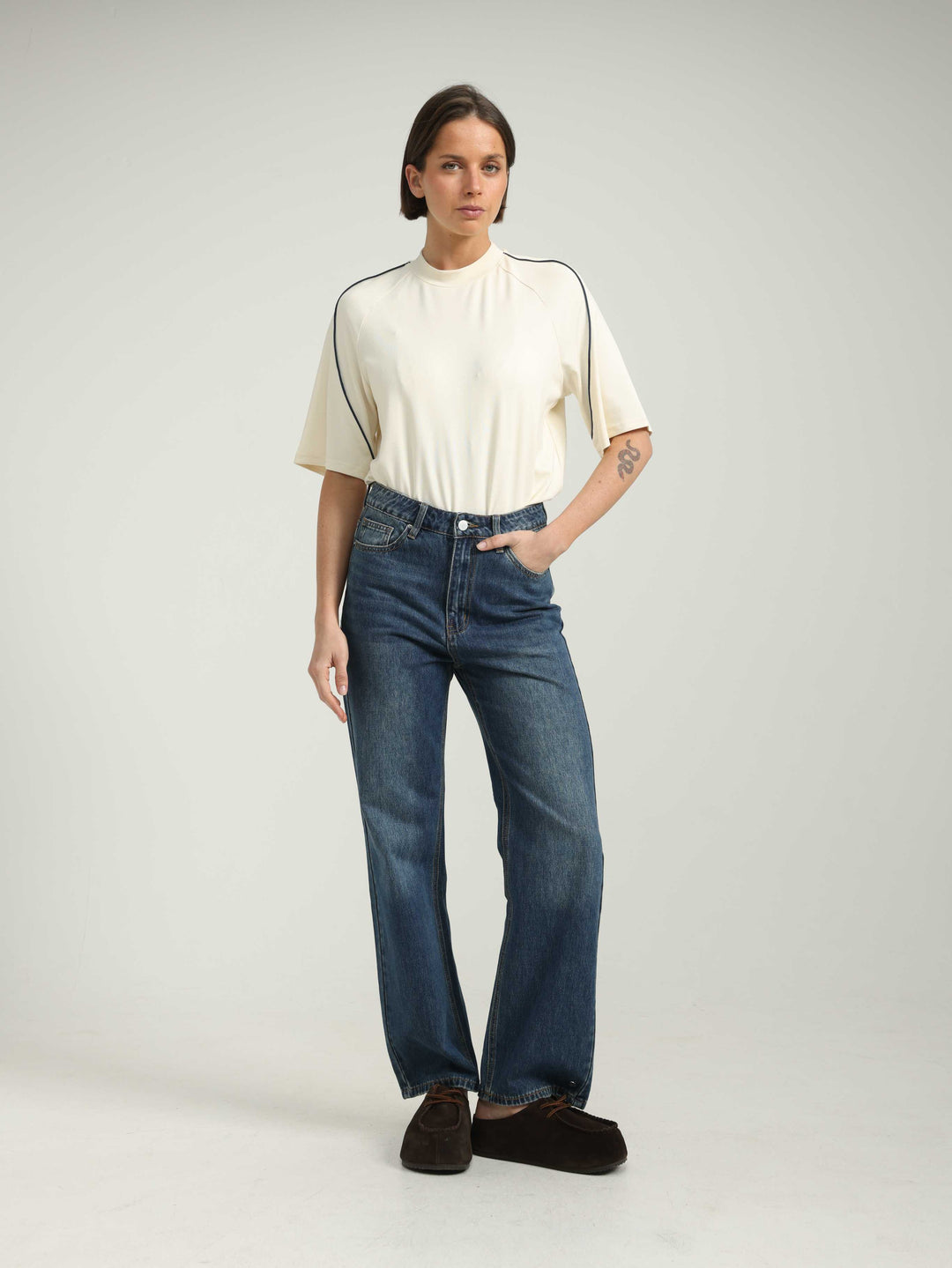 Confidence Cream T-Shirt