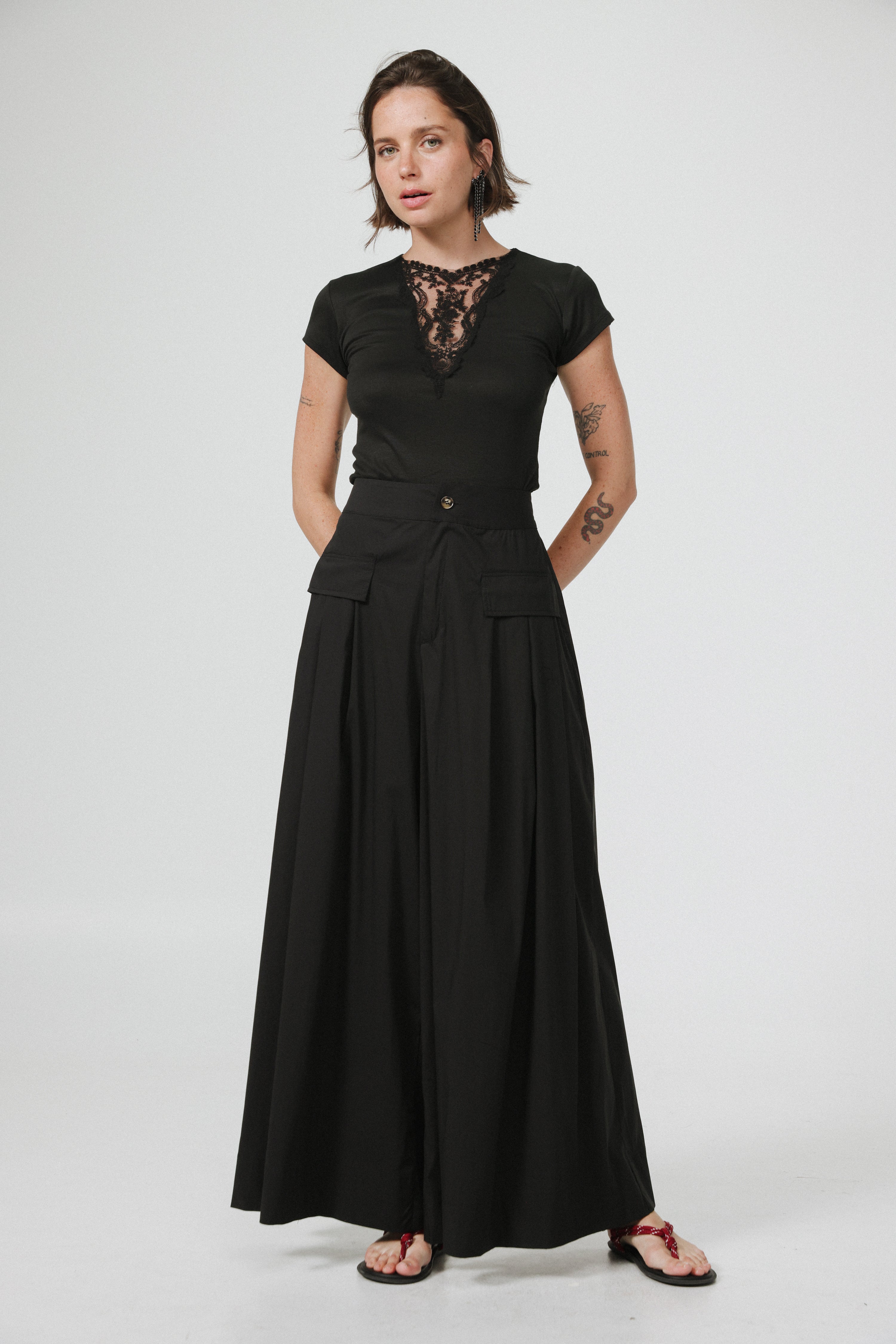 stinaレオタードtypeH sizeS Typing Black Wide Bottoms – SEESTARZ