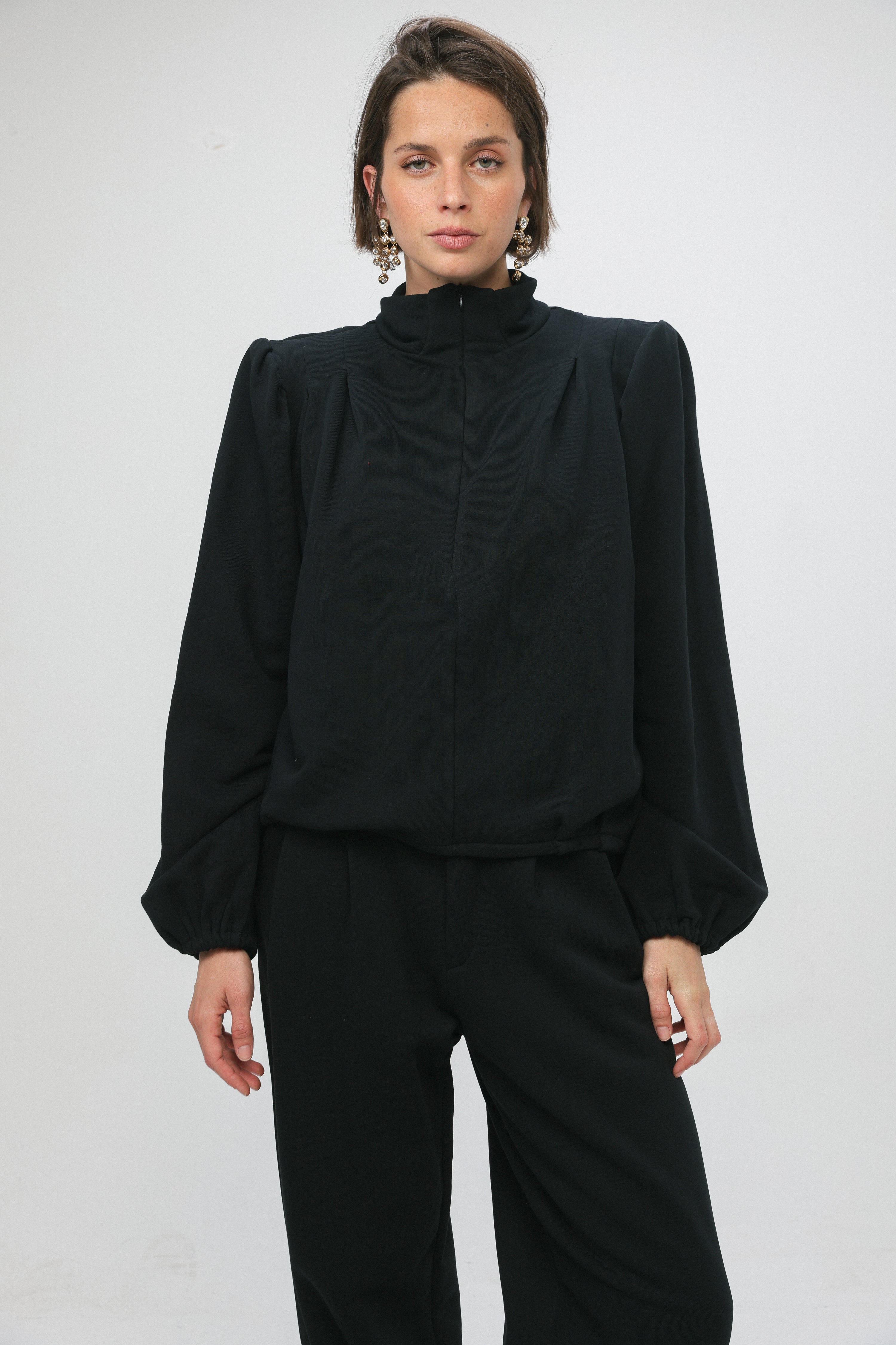 Hybrid Black Sweatshirt – SEESTARZ