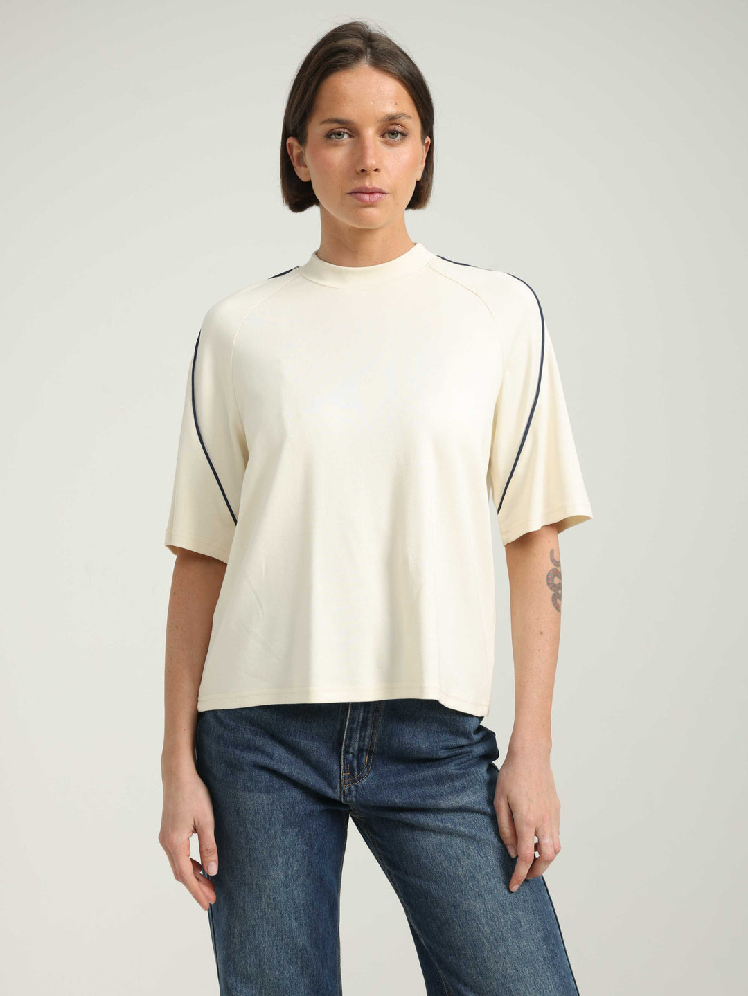 Confidence Cream T-Shirt