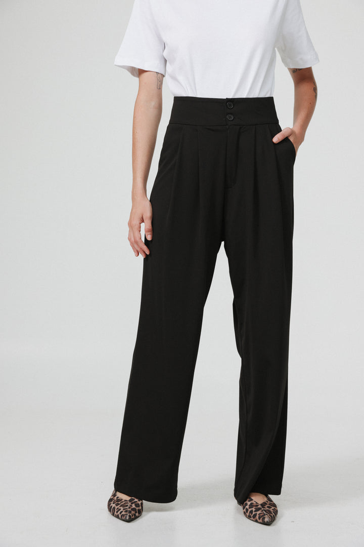 Stapler Black Bottoms