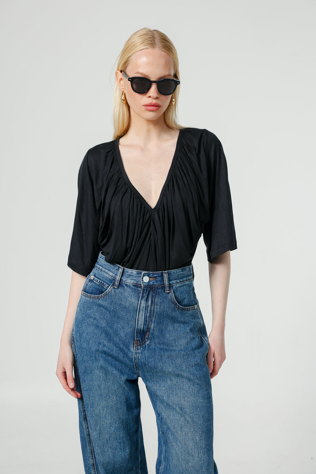Mousse Black T-Shirt