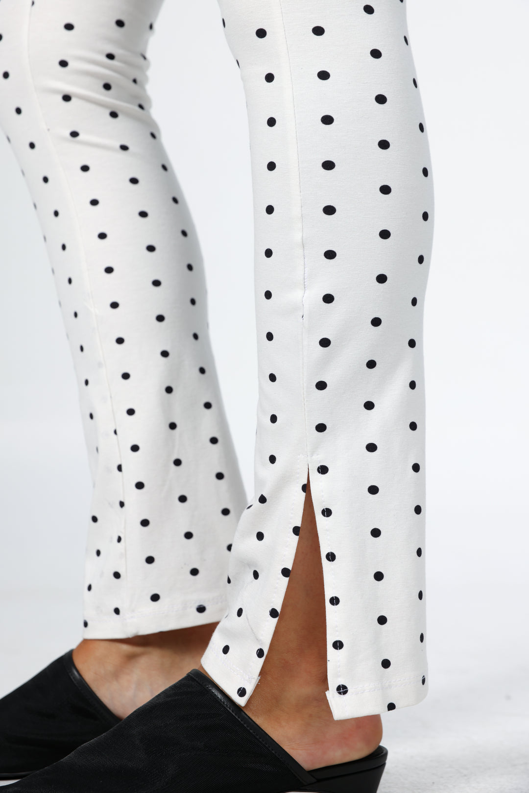 Song White Dots Leggings