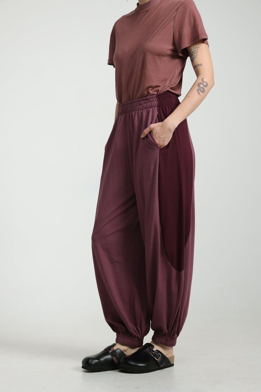 Caring Plum Joggers