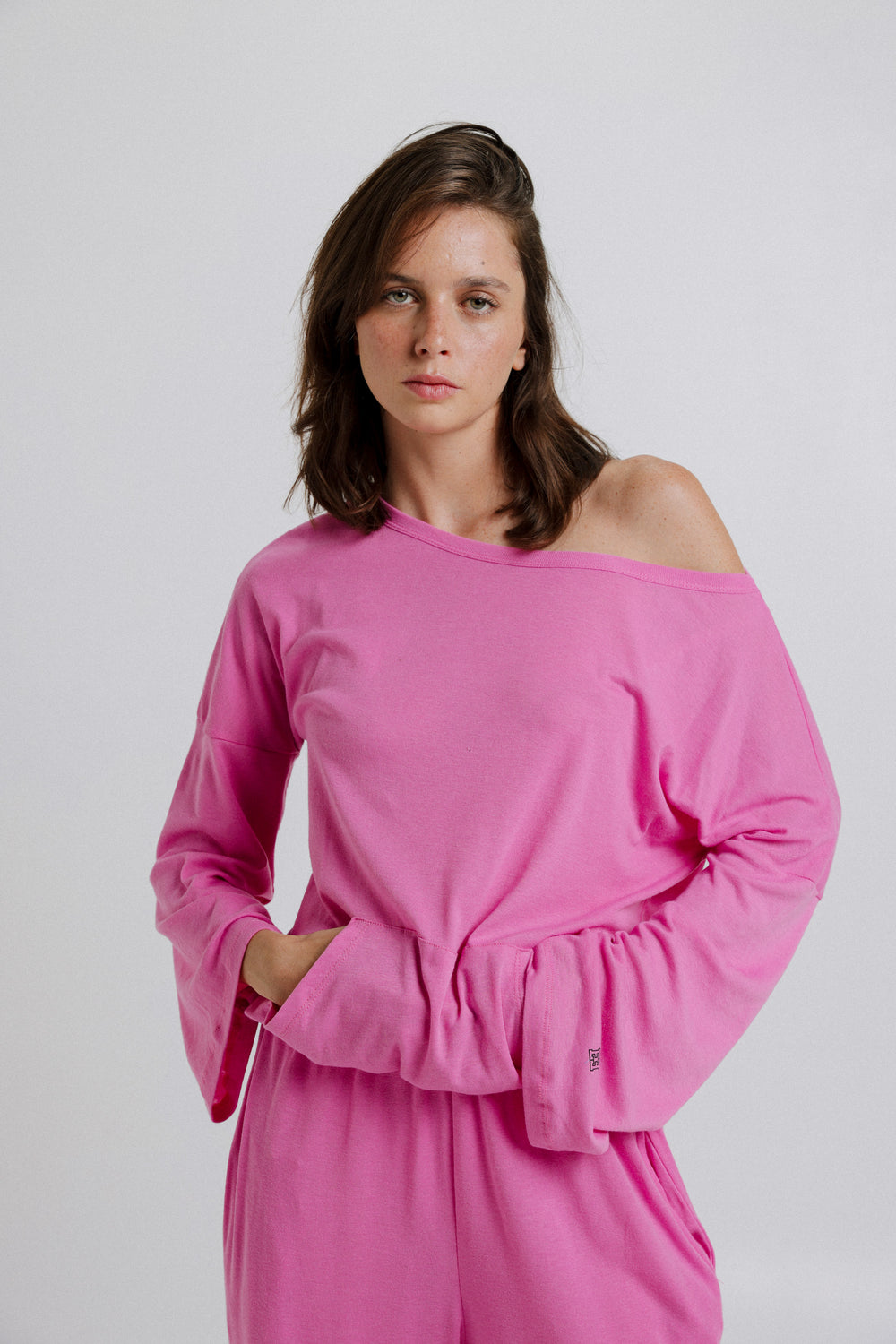 חולצת טרנינג לנשים דגם Way Pink Shirt 