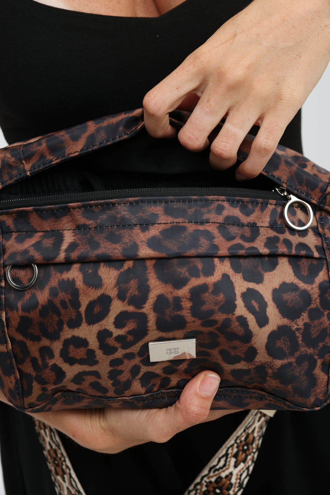 EE Dark Leopard Belt Bag