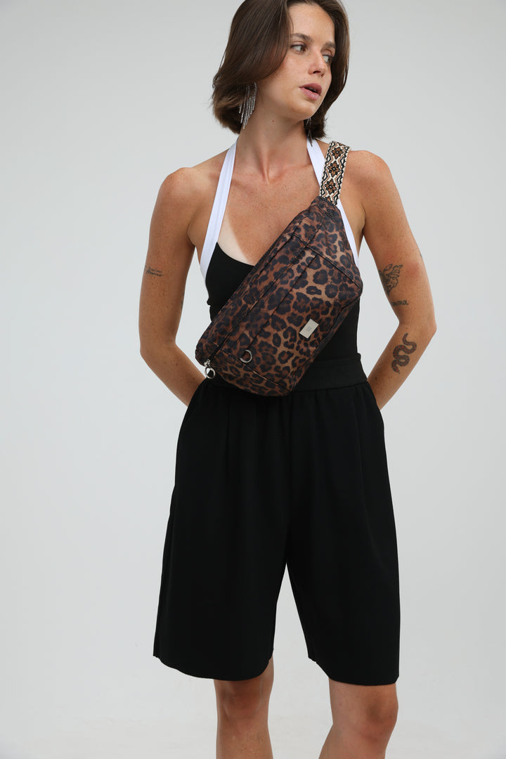 EE Dark Leopard Belt Bag