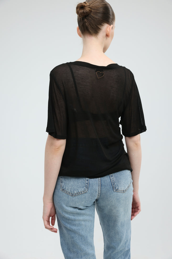 Clean60 Black V T-Shirt