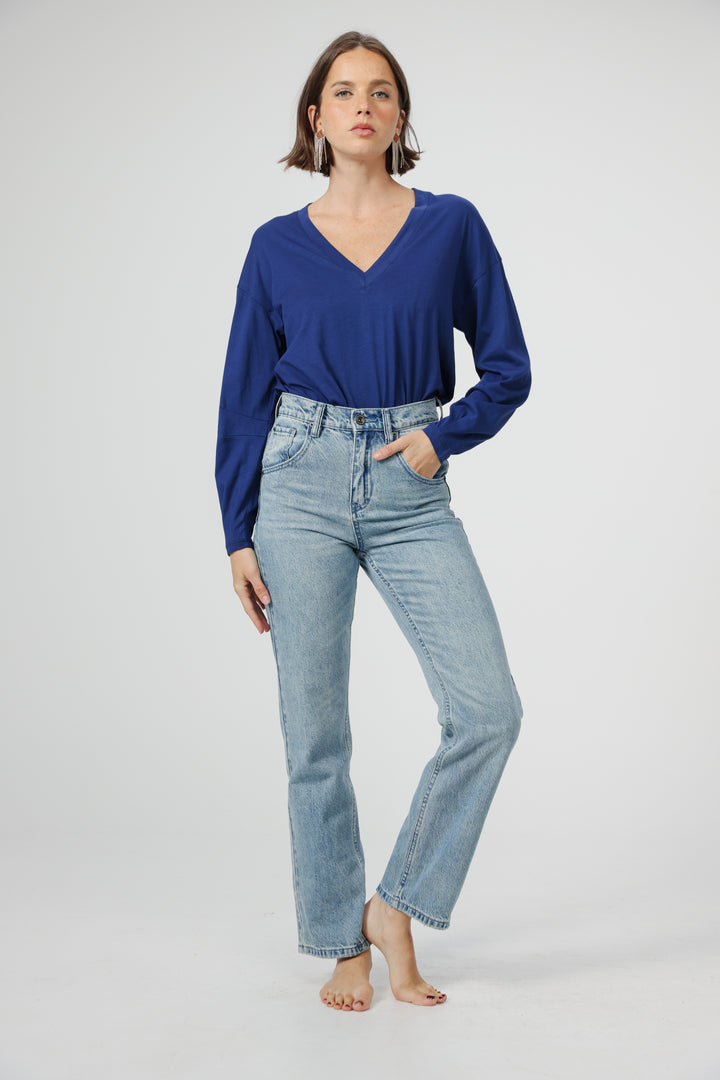 Clean05 Navy V Shirt