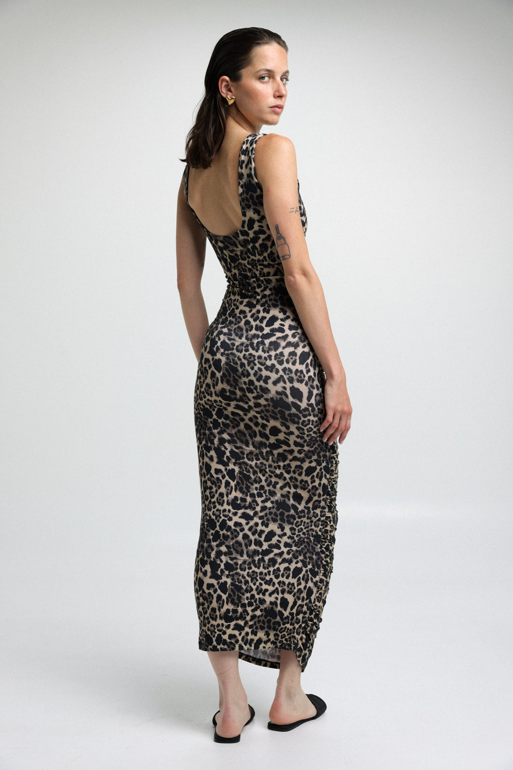 Looking Leopard Dress שמלה גב פתוח מנומרת לנשים