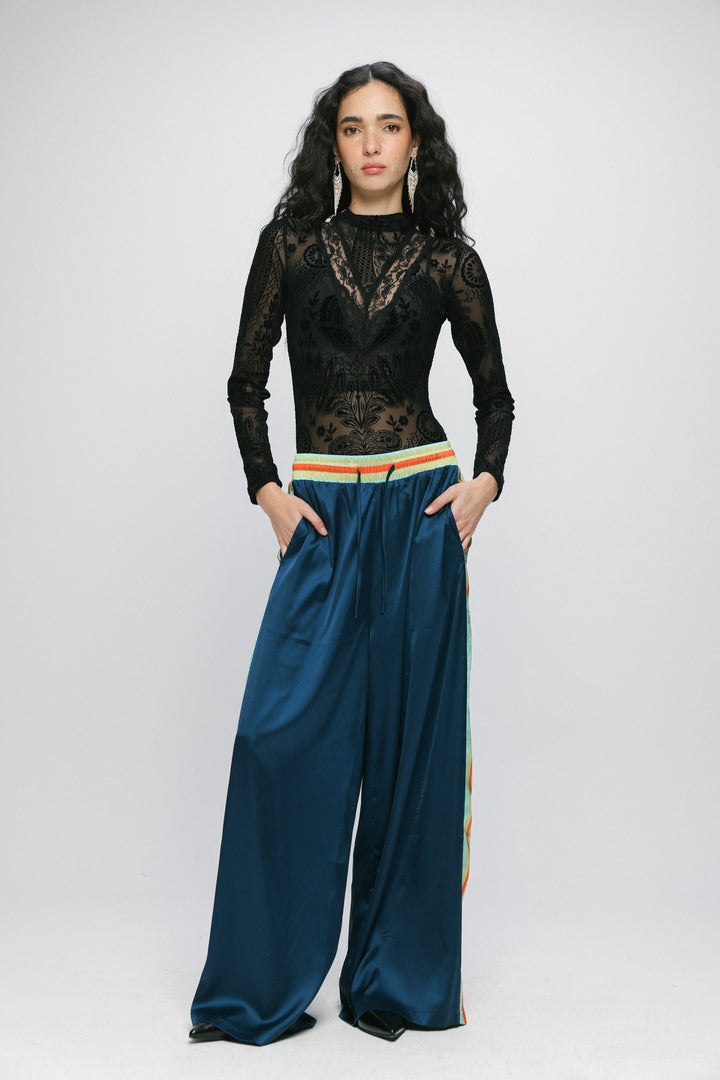 Changer Navy Bottoms