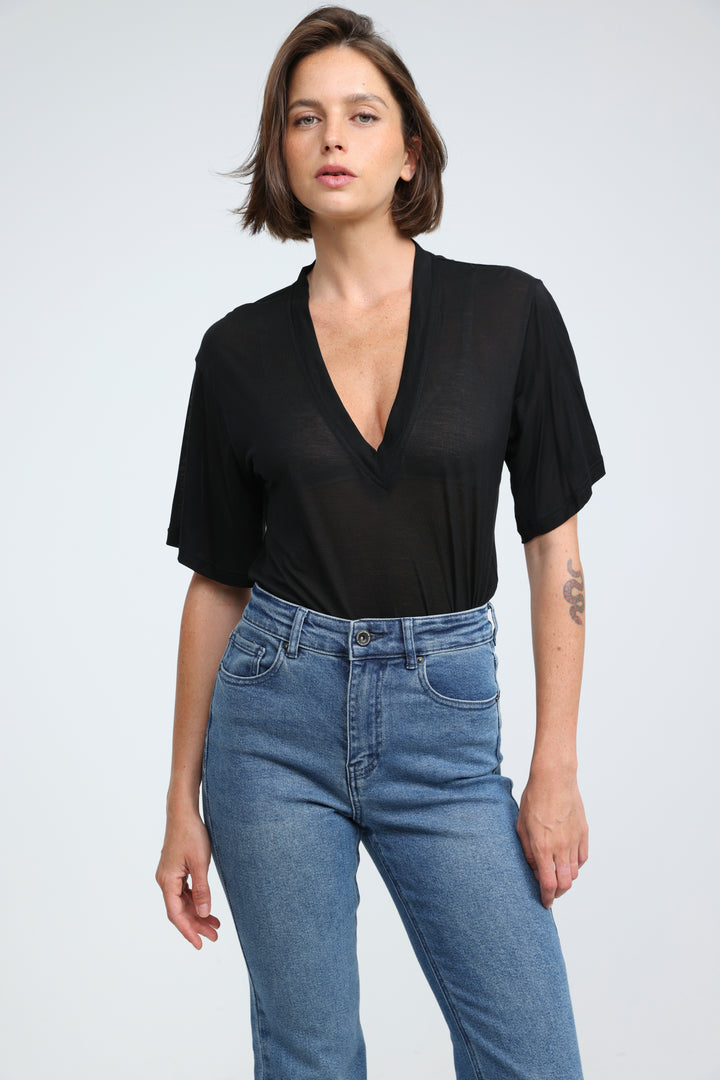 Clean33 Black V T-Shirt