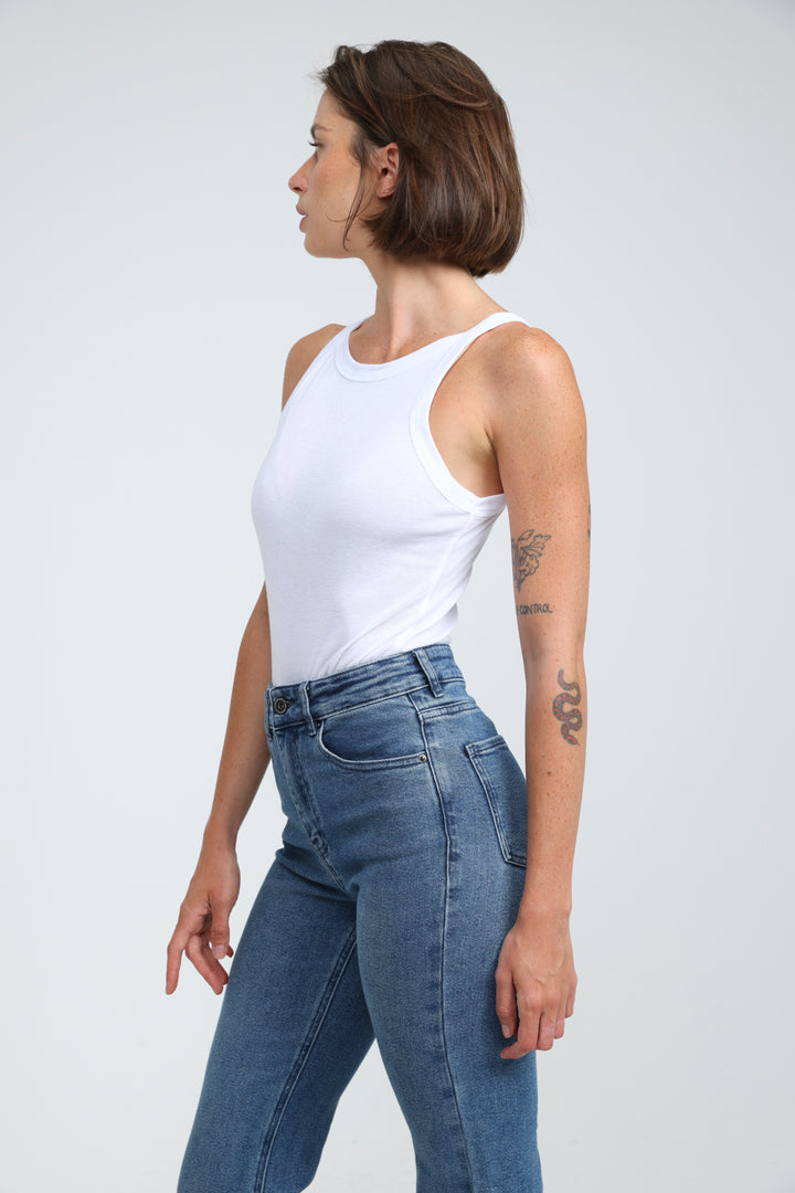 Clean43 White Tank