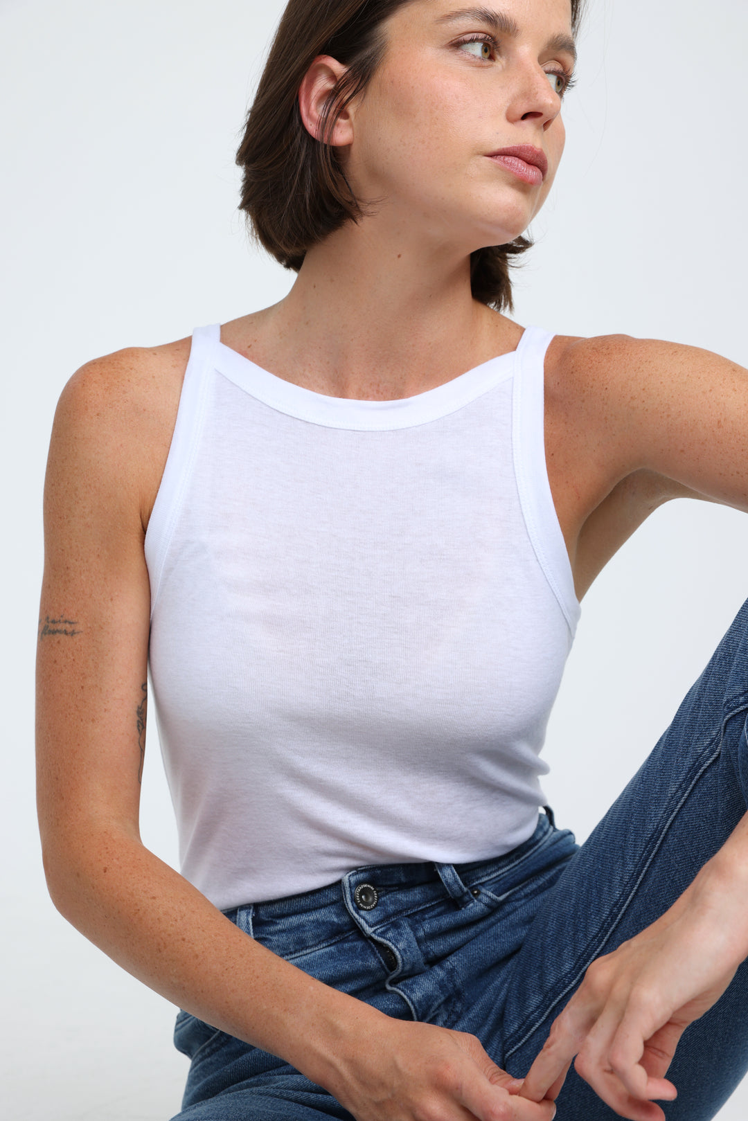 Clean43 White Tank