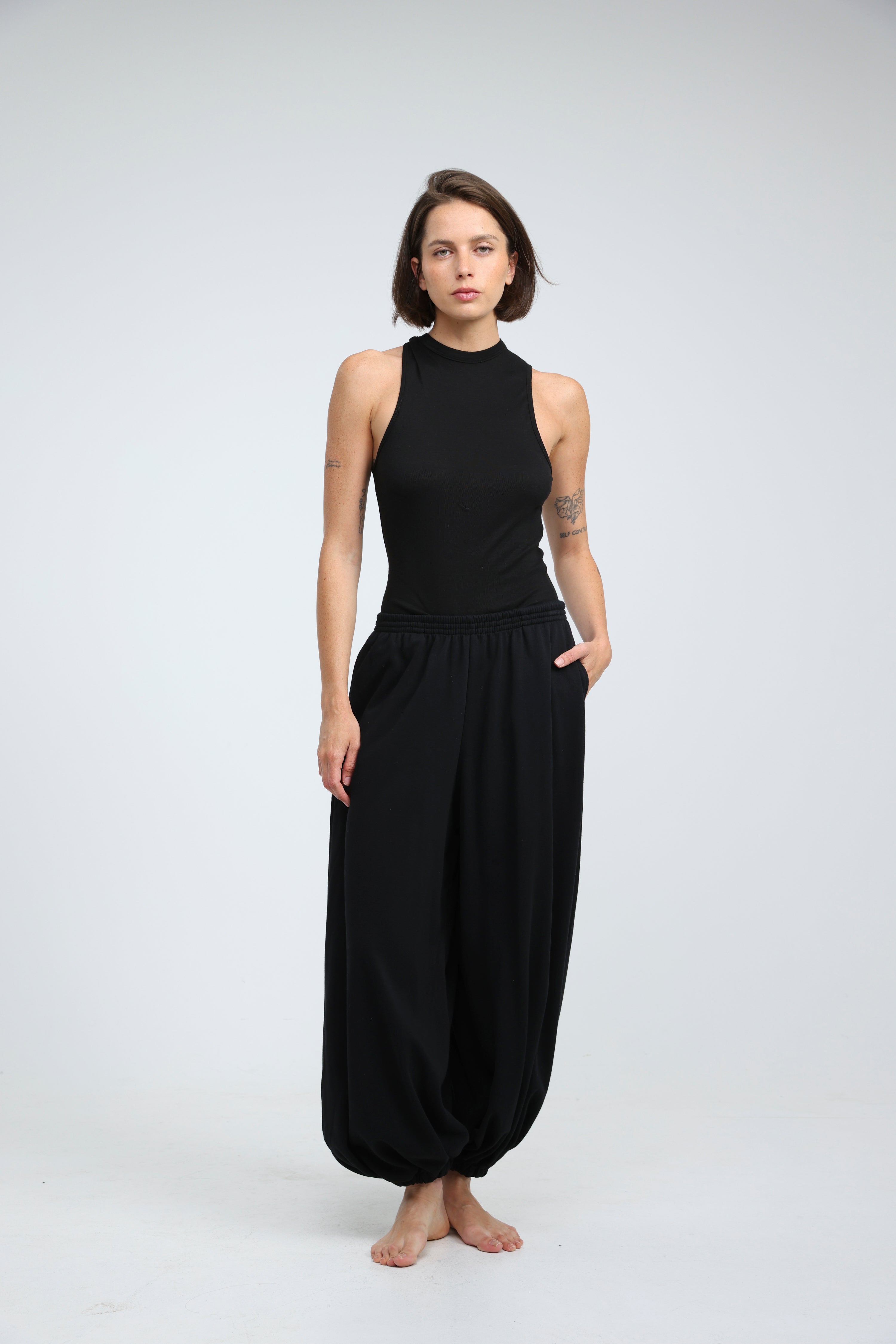 Clean42 Black Tank – SEESTARZ