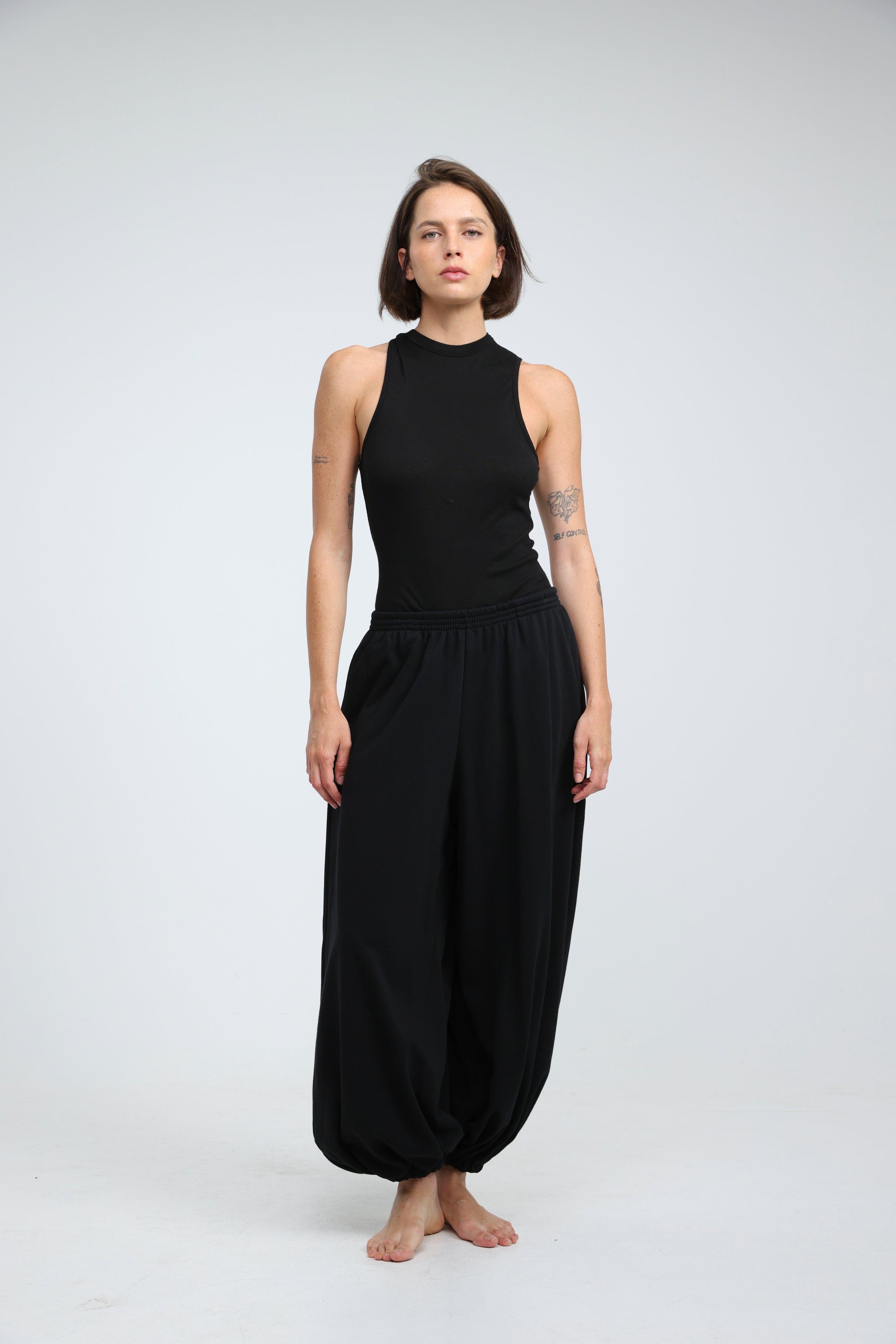 Clean42 Black Tank – SEESTARZ