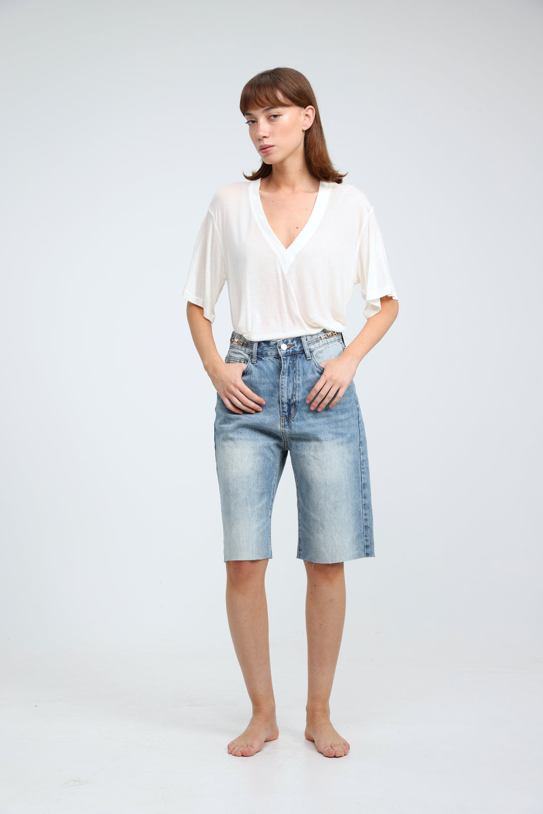 Clean33 White V T-Shirt