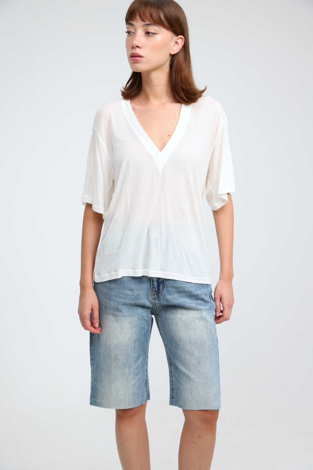 Clean33 White V T-Shirt