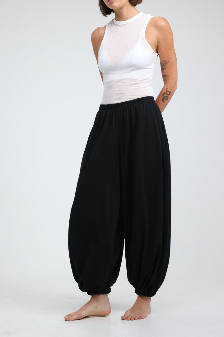 Clean40 Black Balloon Joggers